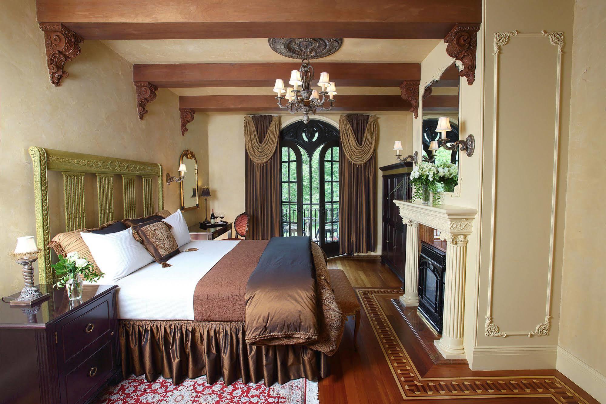 Ledson Hotel & Zina Lounge Sonoma Ngoại thất bức ảnh